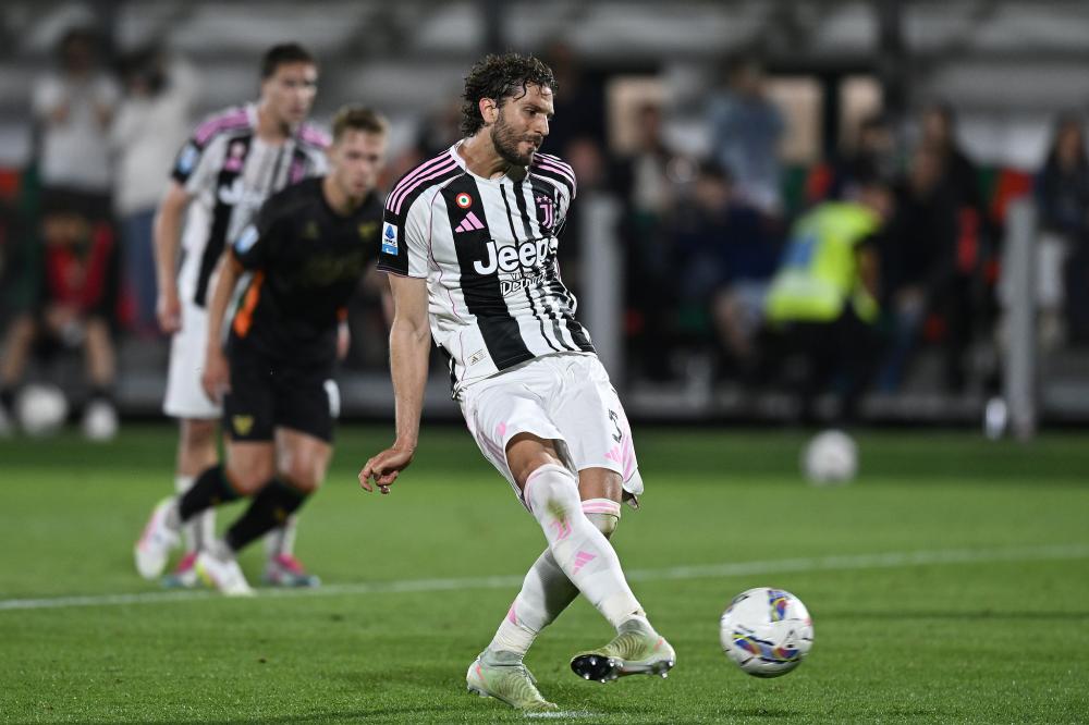 NBA球员专访：詹姆斯谈团队合作,